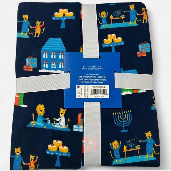 Hanukkah Pajamas Women’s Size Medium 100% Cotton Blue Lions Target Set - Picture 3 of 3